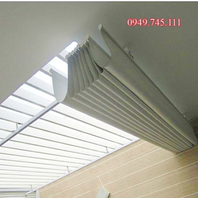 Mái bạt xếp di động che giếng trời